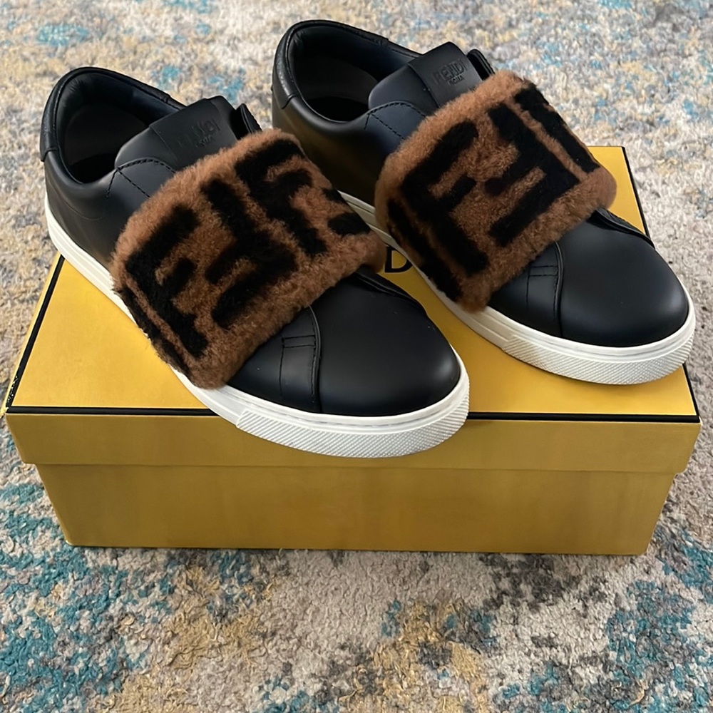 Fendi FF Motif Fur Panel Sneakers Size 38 in Black